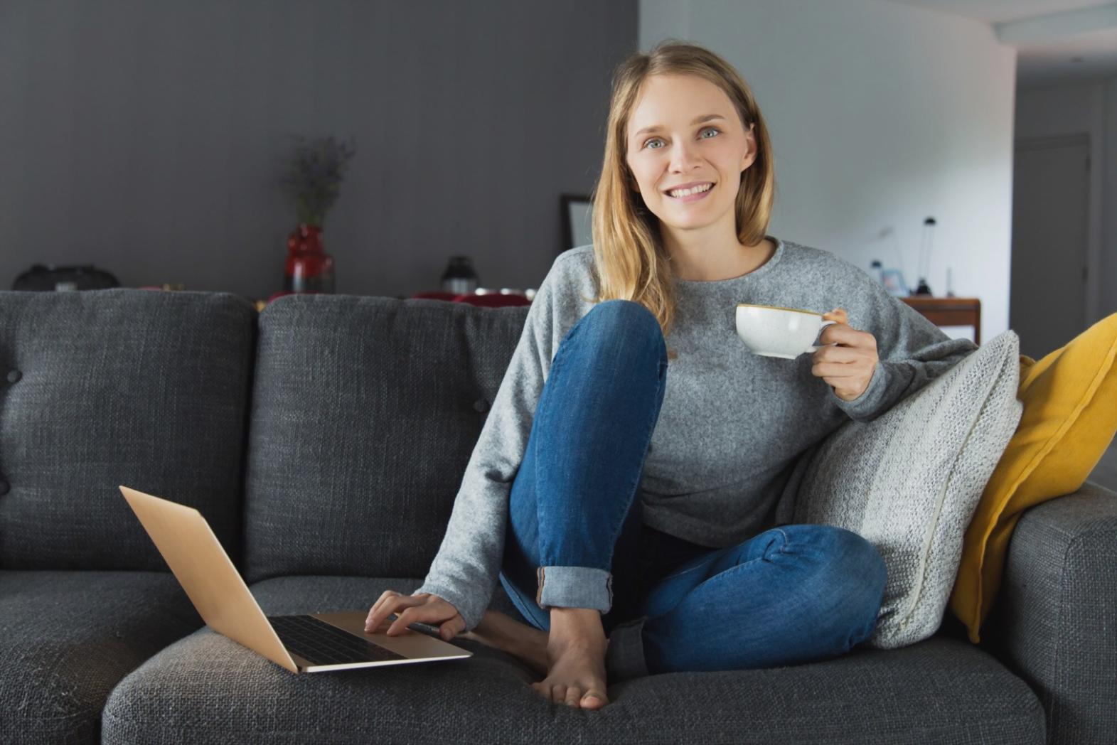 One-on-one financial consultation demonstrating personalized discovery process